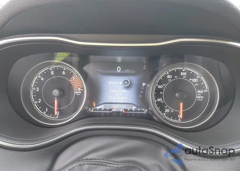 2022 Jeep Cherokee Trailhawk 4X4 z USA, uszkodzony, nr VIN 1C4PJMBXXND500647